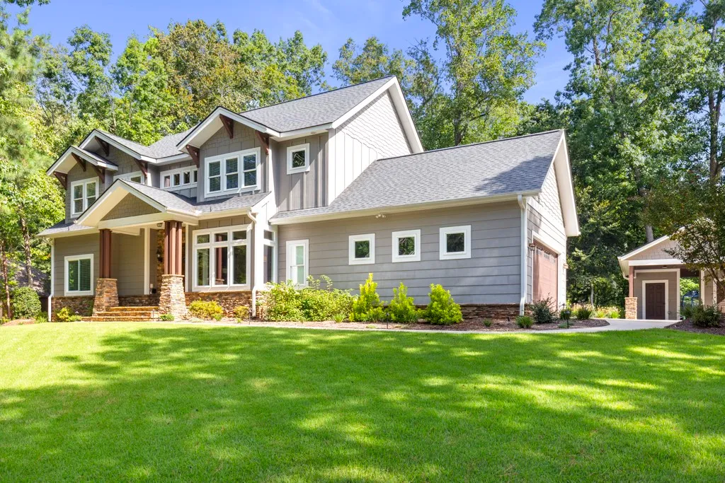 401 Promontory Ridge