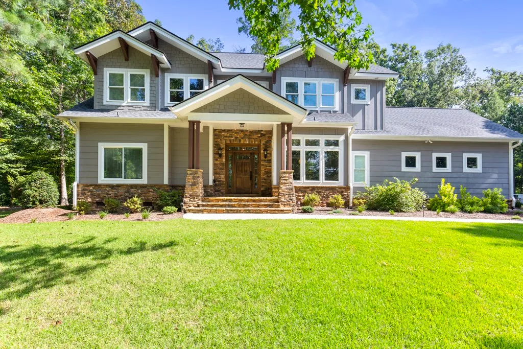 Property image 2 at 401 Promontory Ridge, Seneca, SC 29672