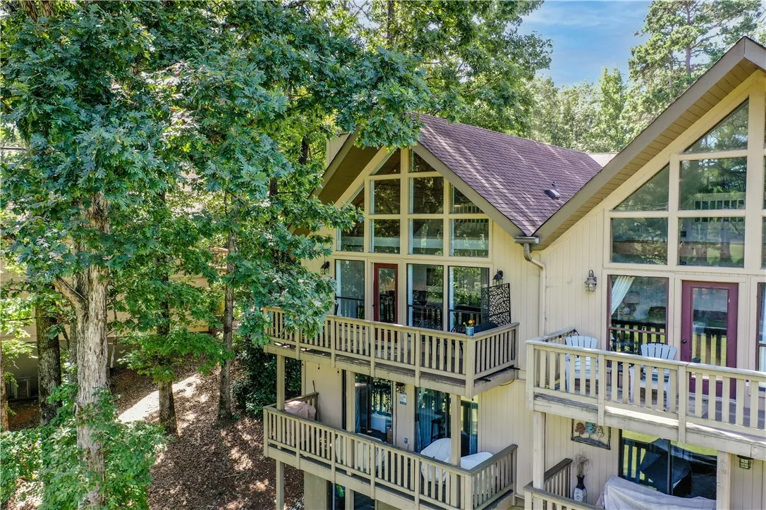 Property image 3 at 900 Captains Cove Court, Salem, SC 29676