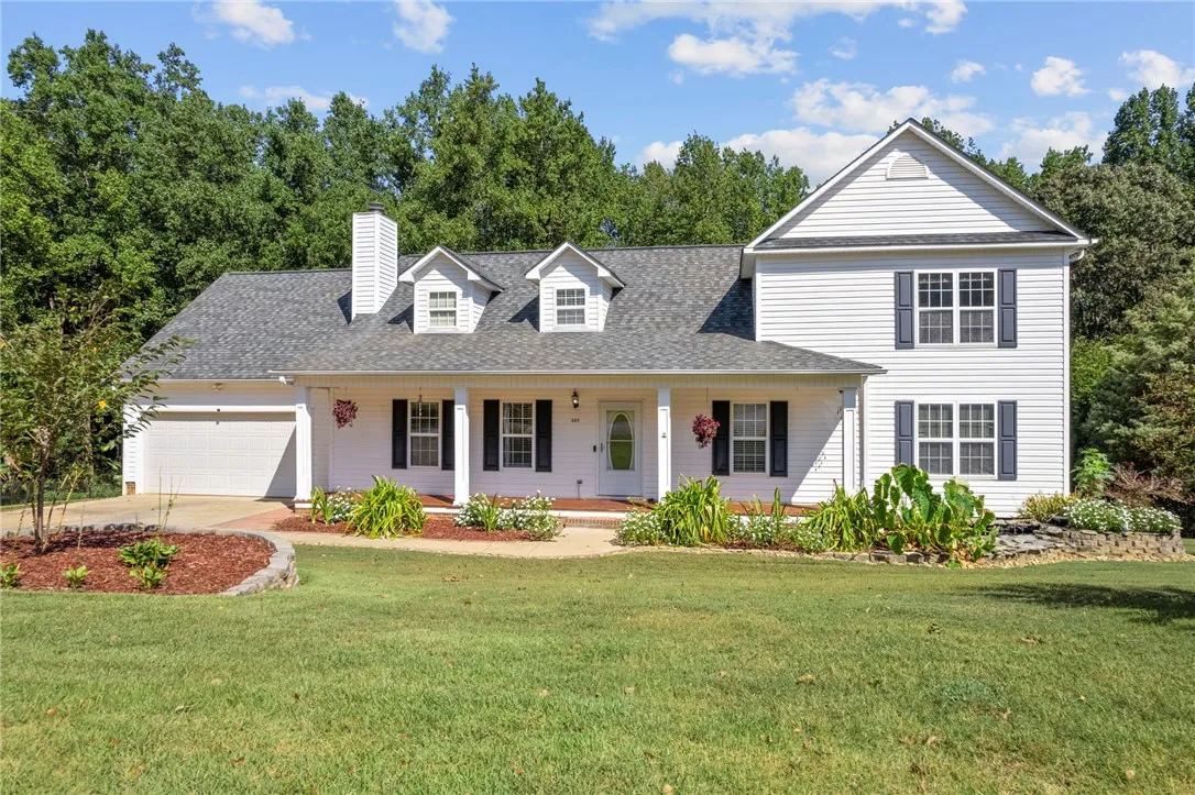 Mallard Green, Piedmont Community
