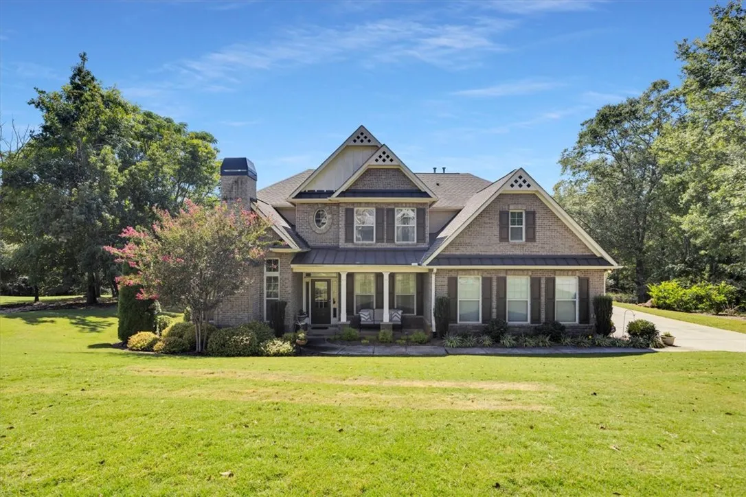 109 Vining Crossing