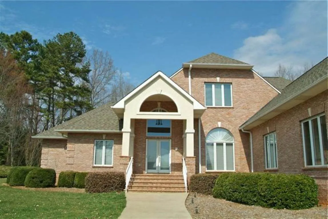 Property image 1 at 205 Amethyst Way, Seneca, SC 29672
