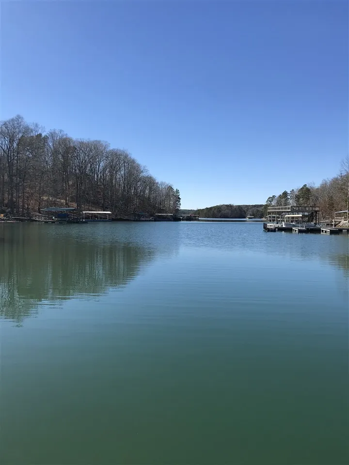 Property image 3 at 112 Pinnacle Pointe Drive, Seneca, SC 29672