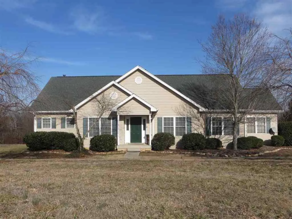 Property image 1 at 610 Providence Point Drive, Seneca, SC 29678