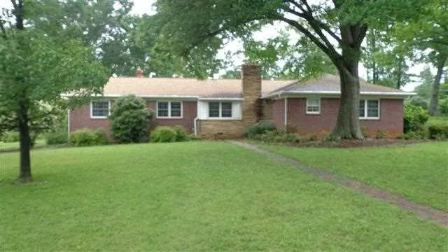 Property image 1 at 1101 Greenacres Drive, Anderson, SC 29621