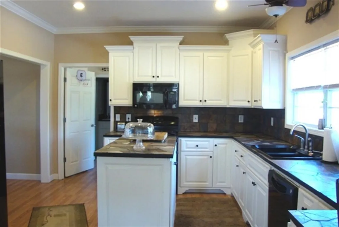 Property image 3 at 102 Berryfield Court, Easley, SC 29642