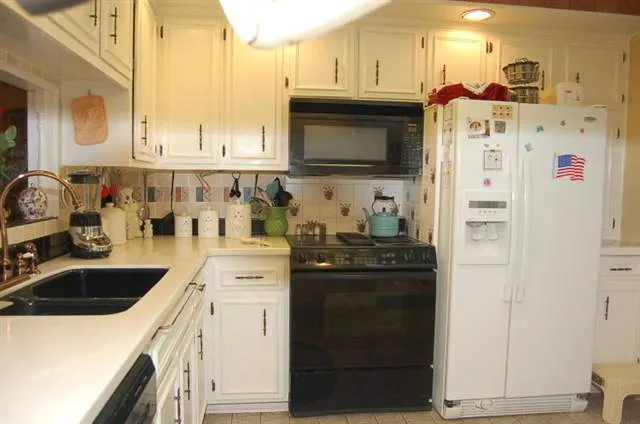 Property image 3 at 8 Elrod Drive, Williamston, SC 29697