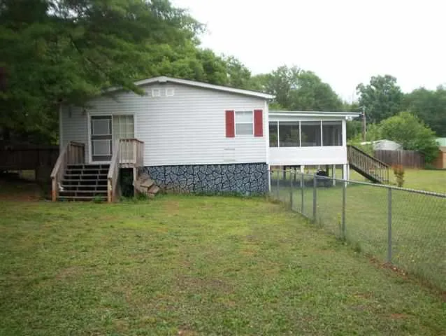 Property image 2 at 915 Smyzer Road, Townville, SC 29689