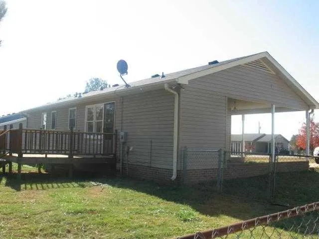 Property image 2 at 513 Chauga Drive, Anderson, SC 29626