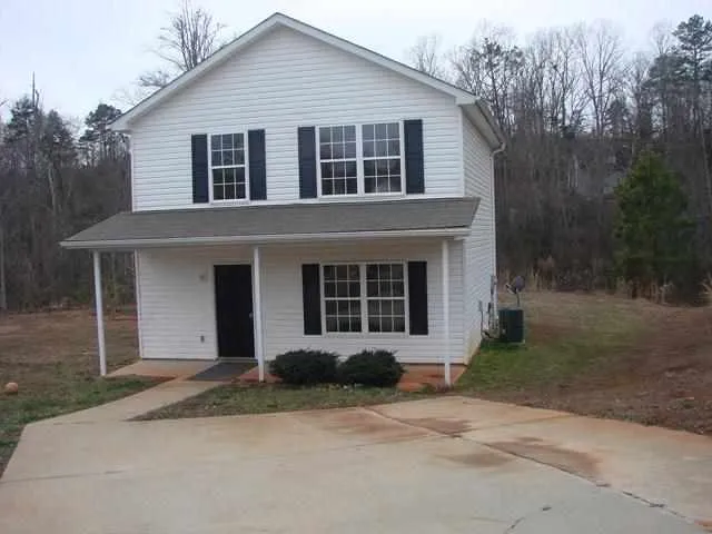 Property image 1 at 412 TALLAHATCHIE Trail, Liberty, SC 29657