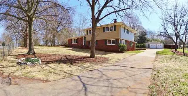 Property image 1 at 125 Victorian Drive, Anderson, SC 29625