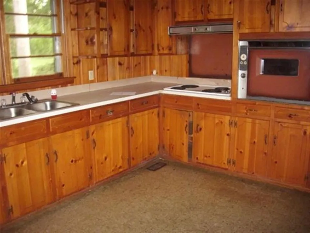 Property image 2 at 618 Carey Street, Anderson, SC 29624