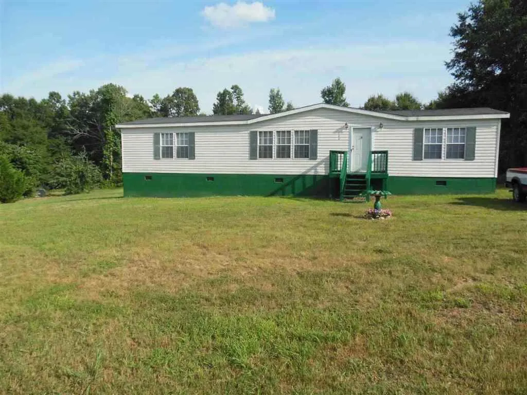 106 COYOTE Lane