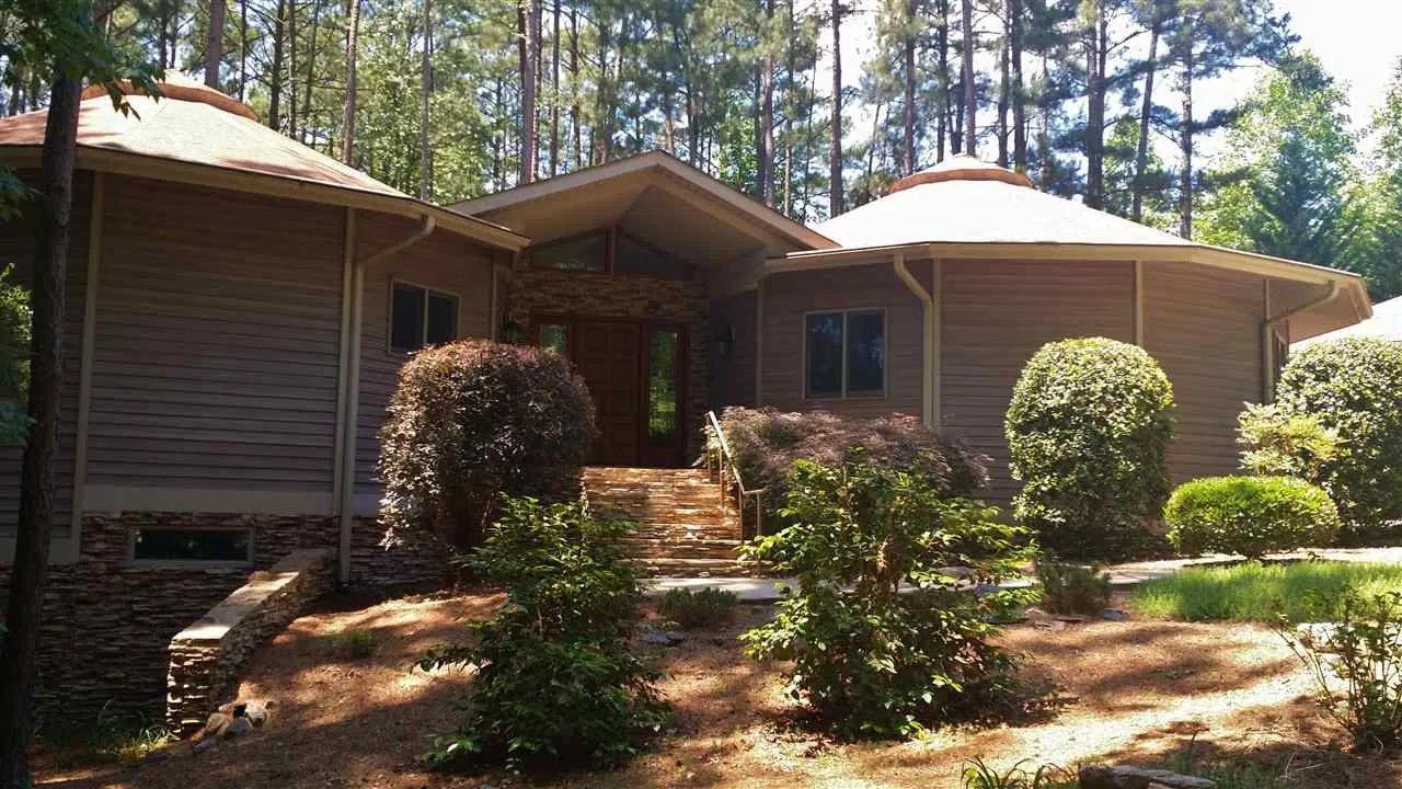 Property image 1 at 705 Marina Pointe Court, Seneca, SC 29672