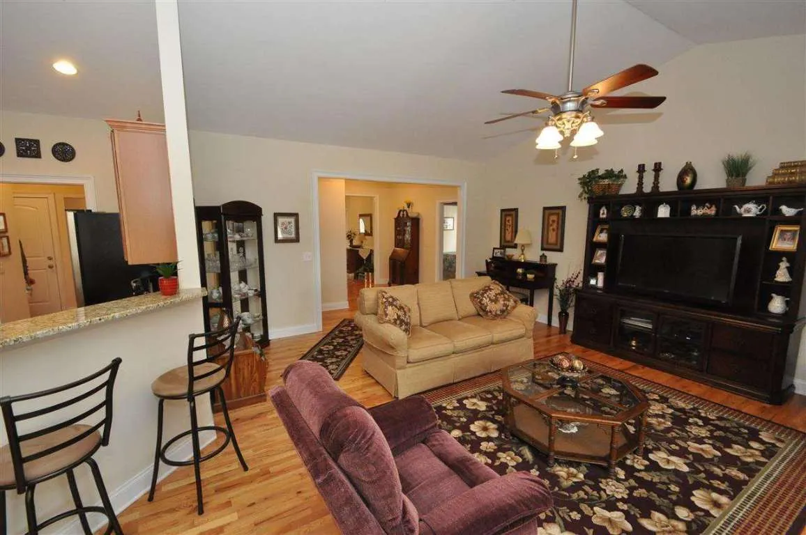 Property image 2 at 282 Paradise Vista Drive, Williamston, SC 29697