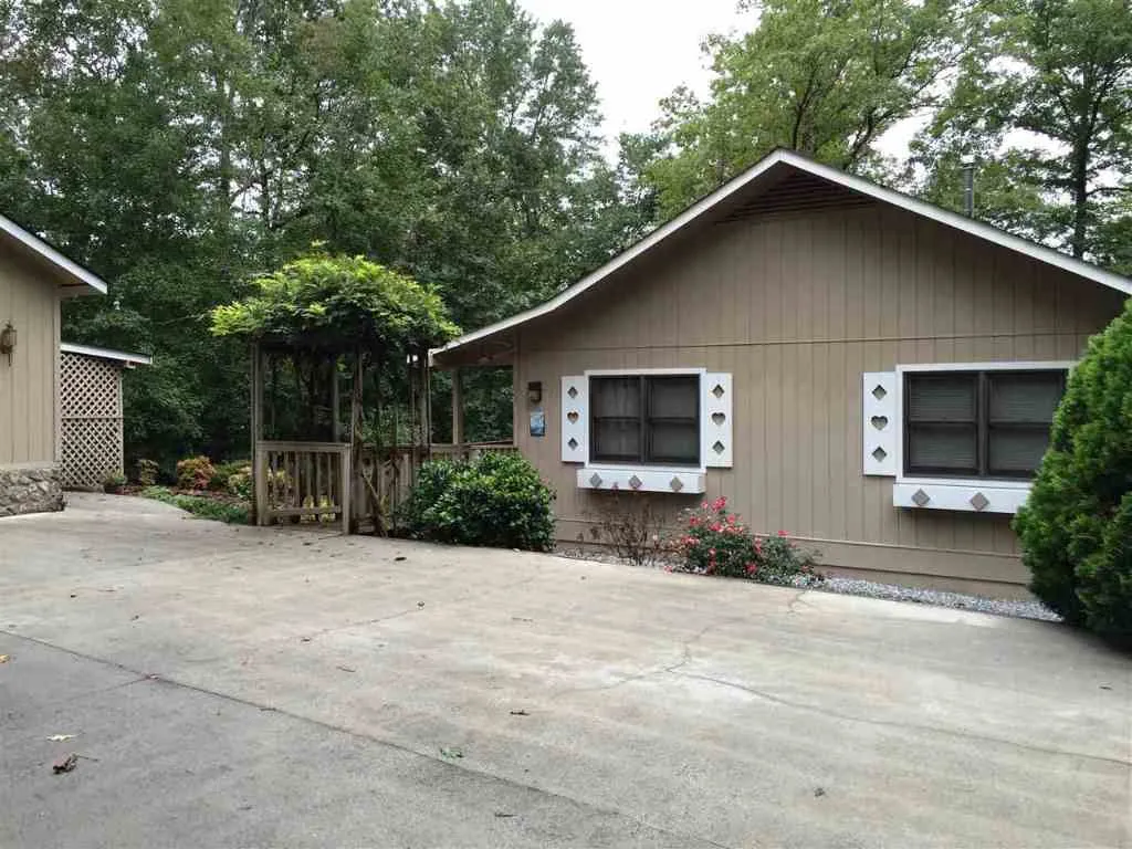 Property image 3 at 639 North Lake Drive, Salem, SC 29676