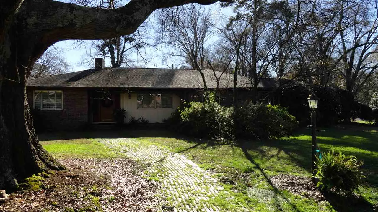 Property image 1 at 1100 Greenacres, Anderson, SC 29621