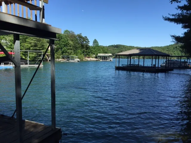 Property image 4 at 620 Keowee Bay Circle, Salem, SC 29676