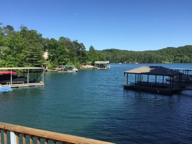 Property image 5 at 620 Keowee Bay Circle, Salem, SC 29676