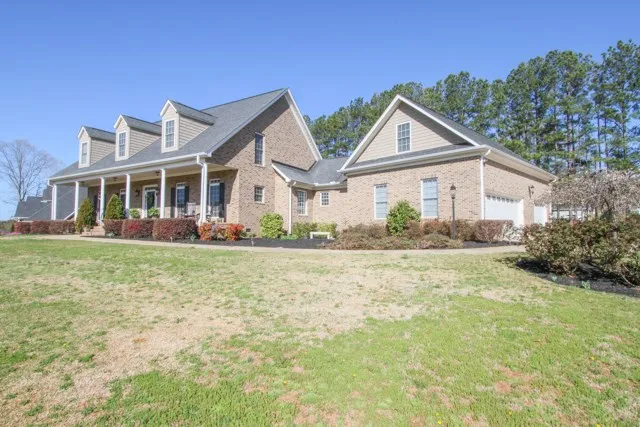 Property image 2 at 102 Lantern Ridge Drive, Easley, SC 29642