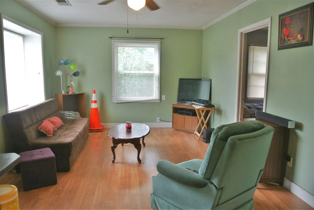 Property image 2 at 402 Lebanon Road, Pendleton, SC 29670