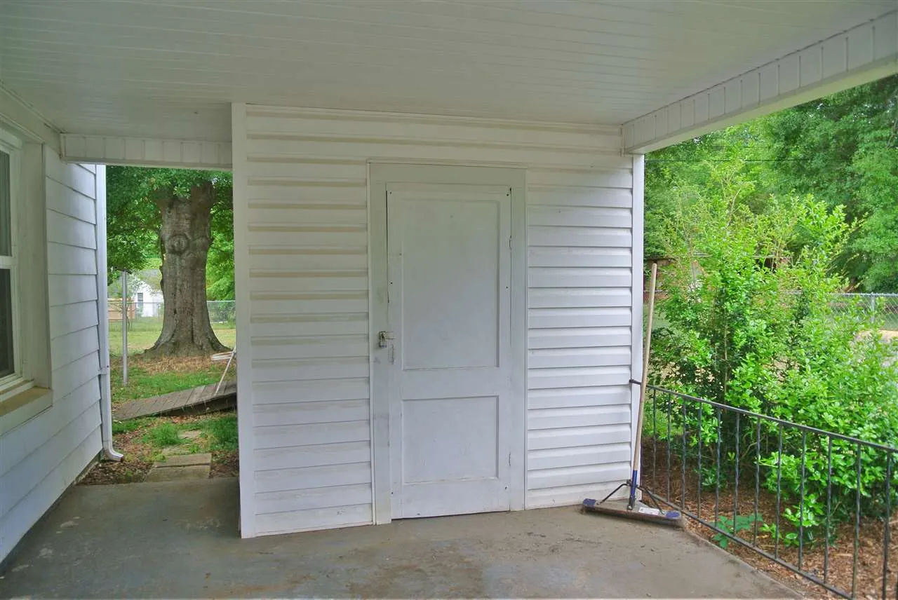 Property image 4 at 402 Lebanon Road, Pendleton, SC 29670