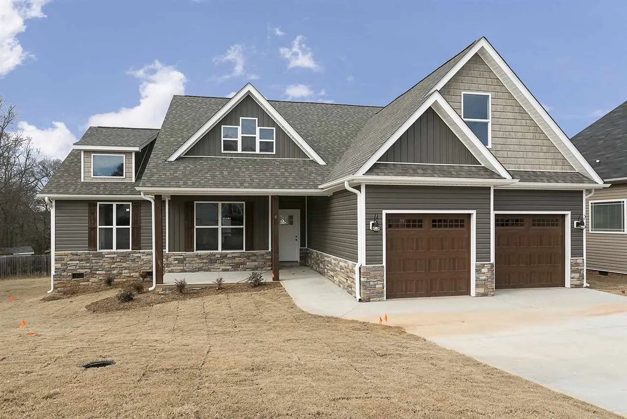 Property image 1 at 6 Cabrini Court, Simpsonville, SC 29680