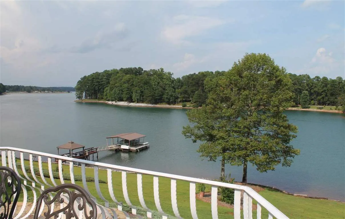 Property image 2 at 6 Bluebird Court, Seneca, SC 29672