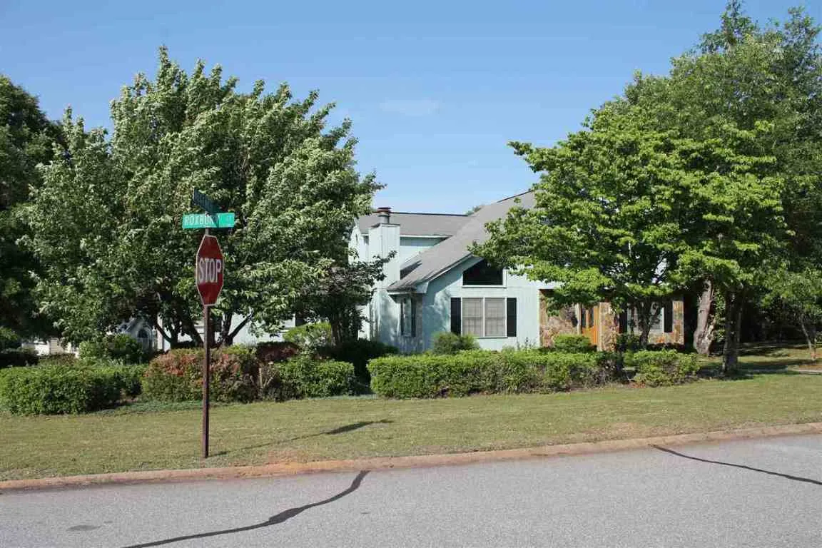 Property image 3 at 101 Roxbury Court, Anderson, SC 29625