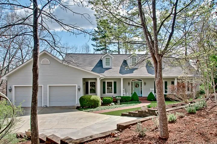 Property image 1 at 10 Windlass Court, Salem, SC 29676