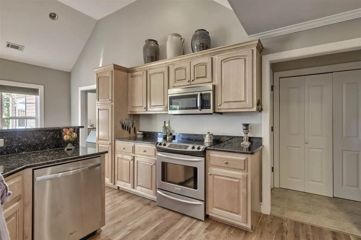 Property image 4 at 101 GRAND HOLLOW Road, Easley, SC 29642