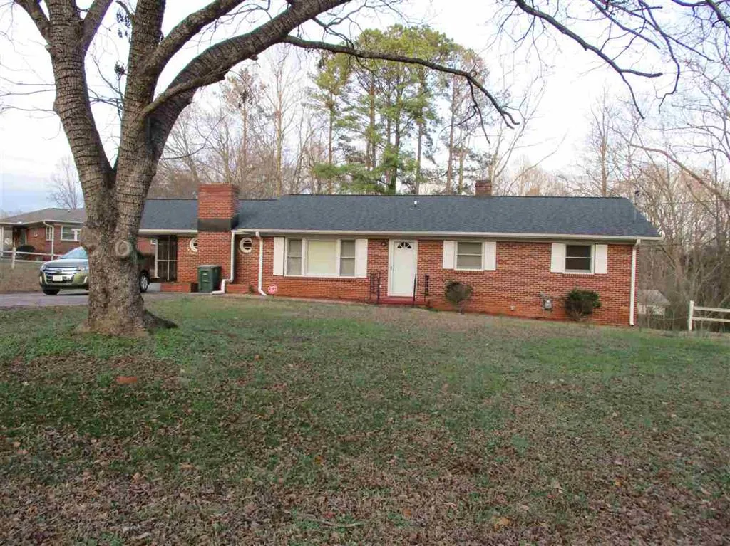 Property image 2 at 1001 Scarlett Street, Seneca, SC 29678