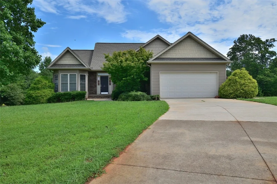Property image 1 at 119 Falcons View Court, Walhalla, SC 29691