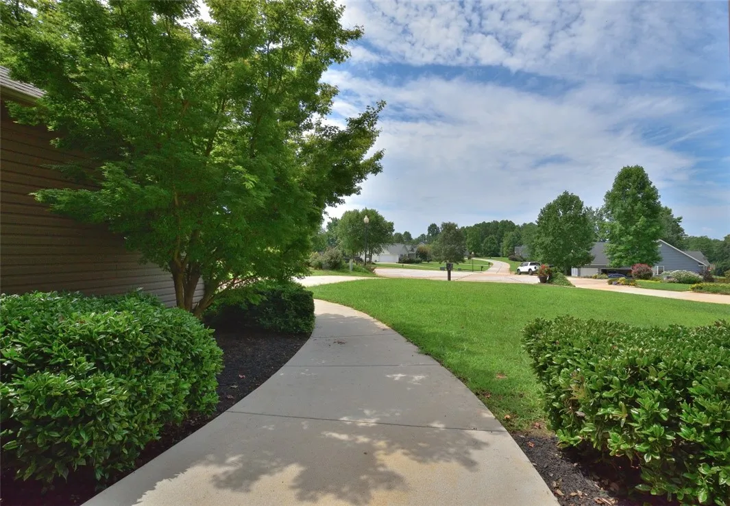 Property image 4 at 119 Falcons View Court, Walhalla, SC 29691