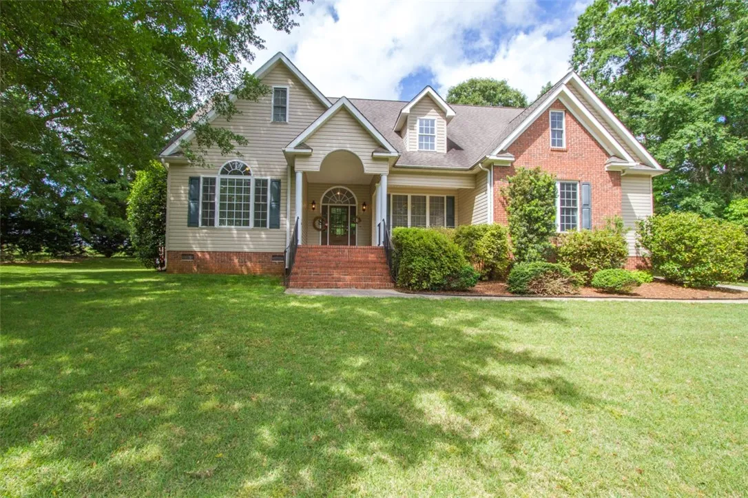 107 Brookwood Court