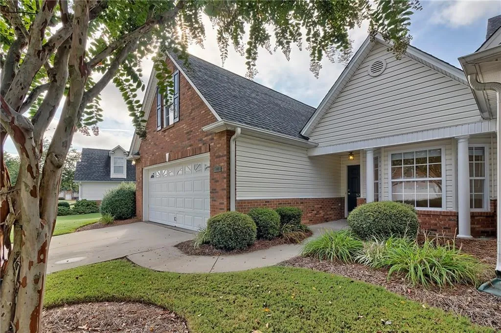 321 Ivystone Drive