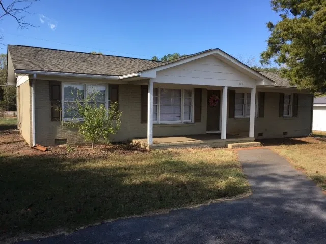 Property image 1 at 113 Walnut Street, Central, SC 29630