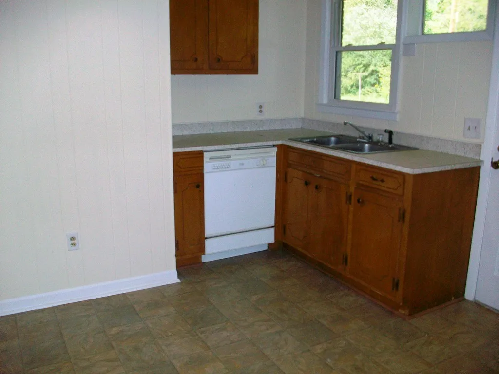Property image 4 at 319 Pelham Creek Drive, Seneca, SC 29678