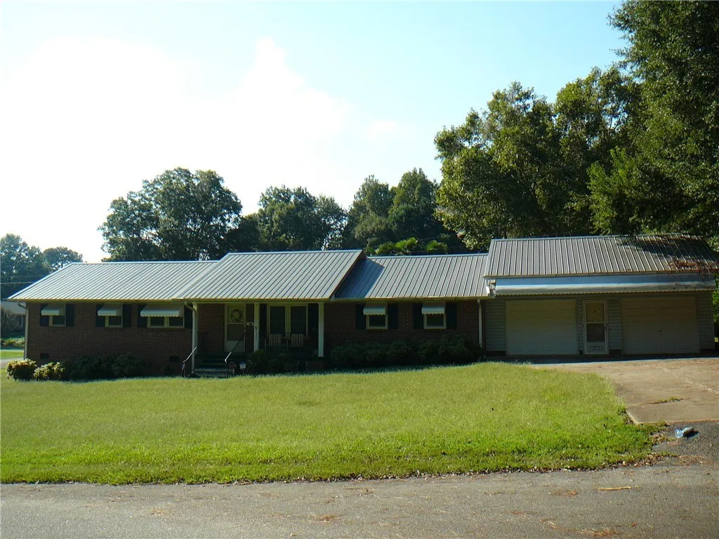 Property image 2 at 1407 Forest Lane, Anderson, SC 29621