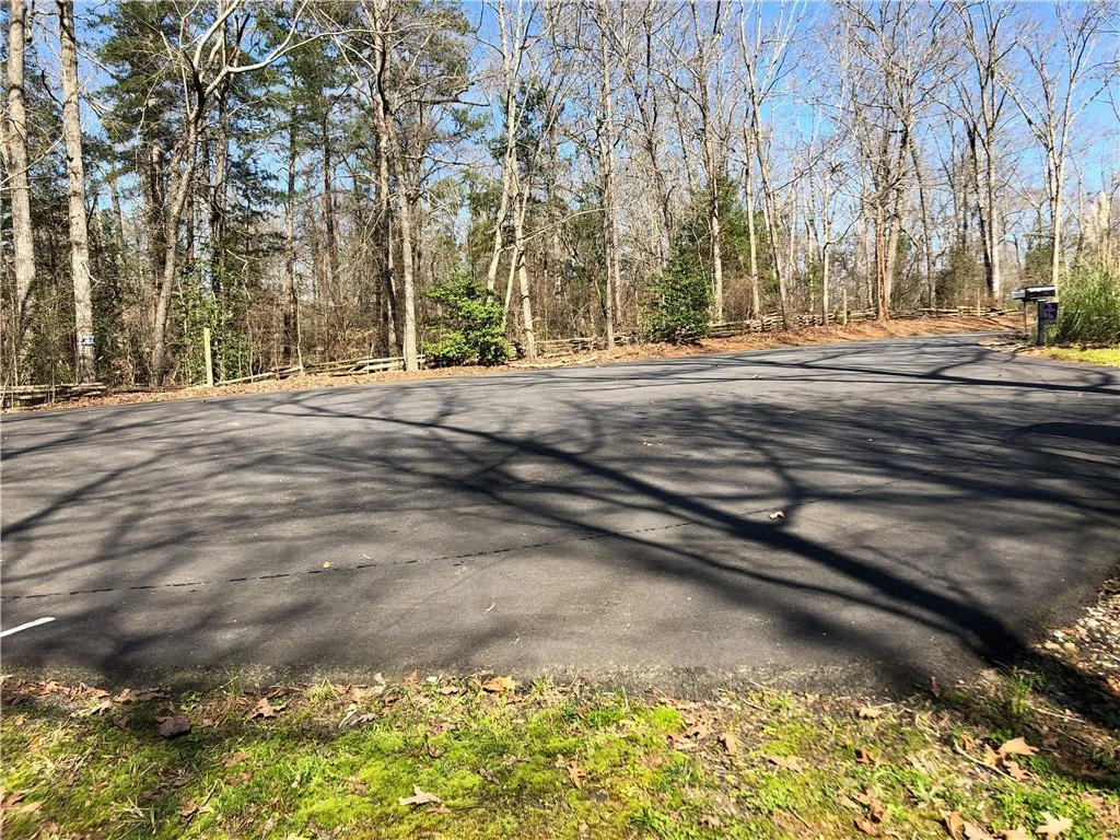 Property image 4 at 102 Laurel Lane, Townville, SC 29689