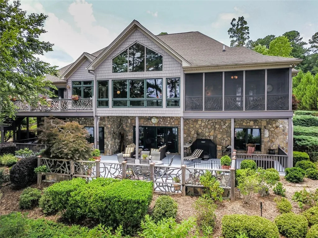 Property image 2 at 203 Pinecroft Court, Seneca, SC 29672