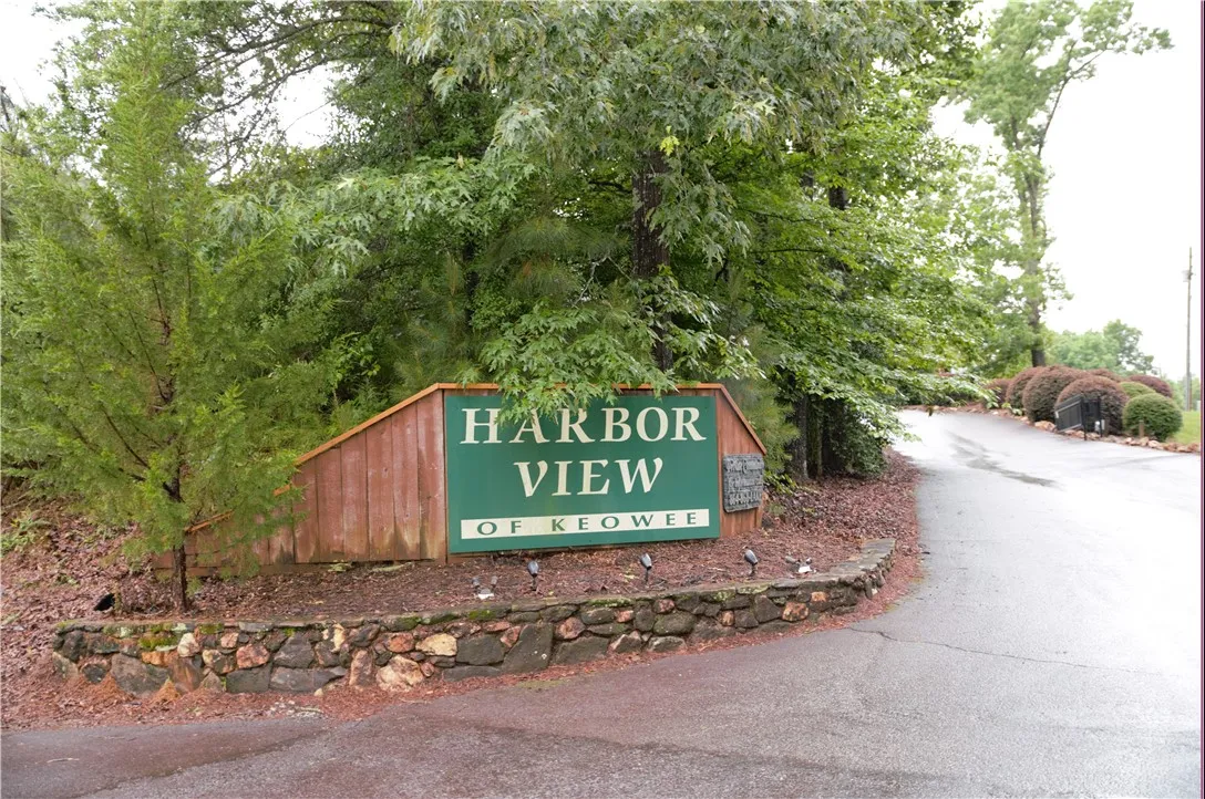 Property image 5 at 312J Kill Devil Hill, Six Mile, SC 29682