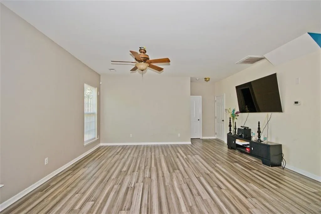 Property image 5 at 102 Welsford Court, Simpsonville, SC 29681