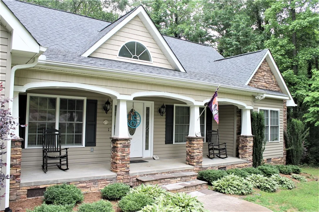 Property image 2 at 1101 Brookhollow Road, Anderson, SC 29625