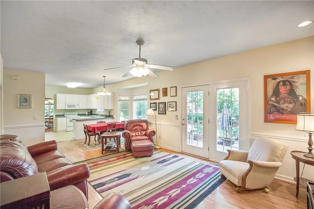 Property image 4 at 110 Cardinal Drive, Seneca, SC 29672