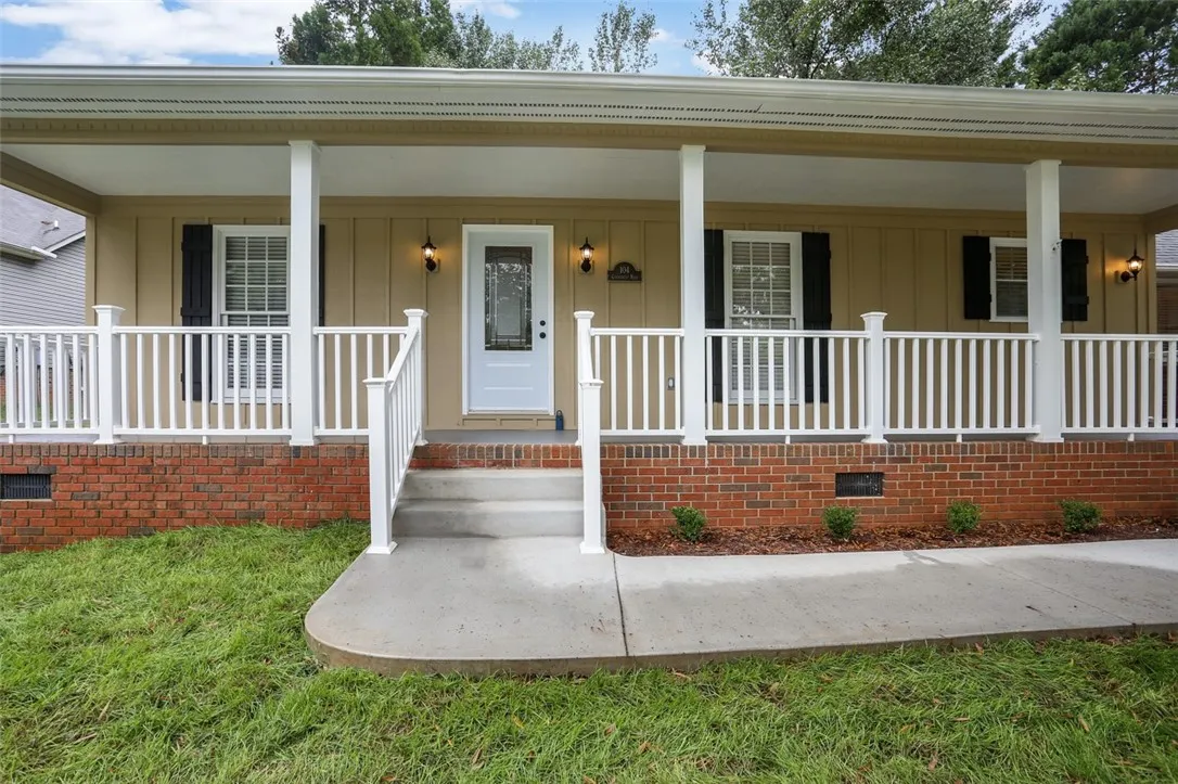 Property image 4 at 104 Canterbury Road, Pendleton, SC 29670