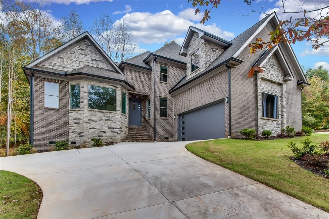 140 Turnberry Road