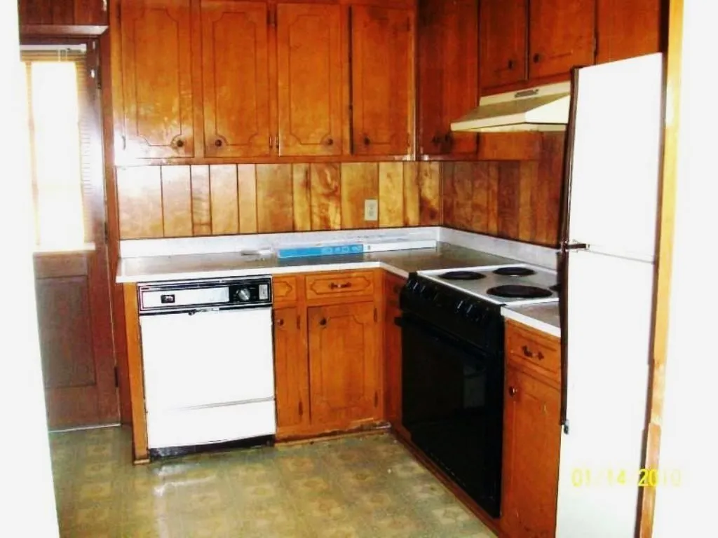 Property image 3 at 309 Pelham Creek Drive, Seneca, SC 29678