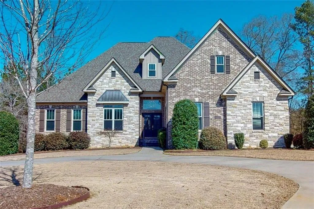 104 Wyntuck Court