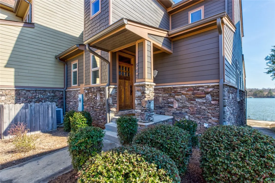 Property image 2 at 562 Sunset Point Drive, West Union, SC 29696